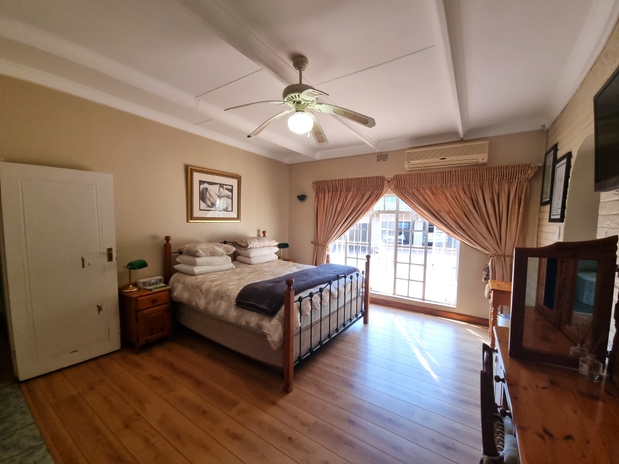 4 Bedroom Property for Sale in Protea Park North West